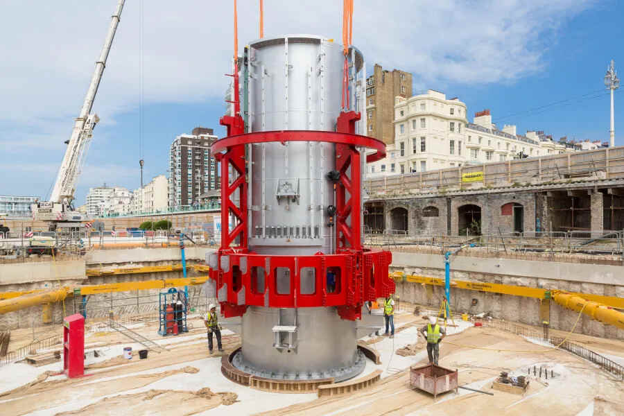 Brighton i360 steel base